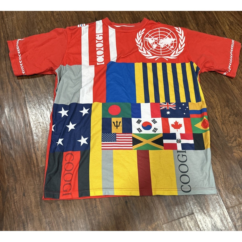 Men's Coogi t-shirt Size 3xl International Flags